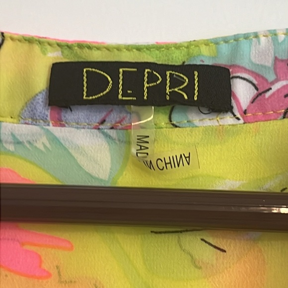 Depri Women’s Floral Loose Fit Blouse - Picture 2 of 8